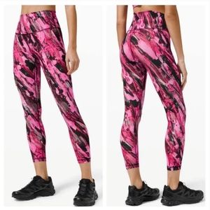 Lululemon Wonder Train HR tight 25” LIKE NEW SZ 6